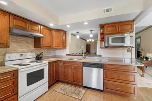 7610 NW 18th St, Margate, FL 33063 - Photo 12