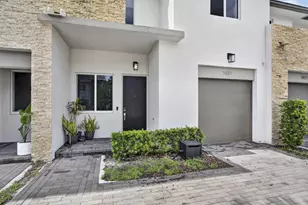 1431 Pioneer Way, Royal Palm Beach, FL 33411 - Photo 2
