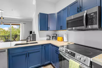 11780 St Andrews Place #Unit 304, Wellington, FL 33414 - Photo 2