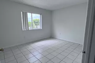 551 NW 82nd Ave, Miami, FL 33126 - Photo 16