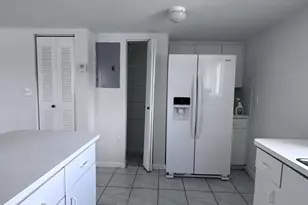 551 NW 82nd Ave, Miami, FL 33126 - Photo 8