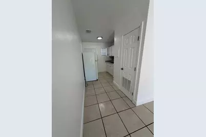 1021 Henrietta Avenue, West Palm Beach, FL 33401 - Photo 10