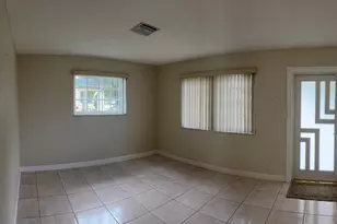1117 NE 23rd St, Belle Glade, FL 33430 - Photo 4