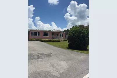 1117 NE 23rd Street, Belle Glade, FL 33430 - Photo 2