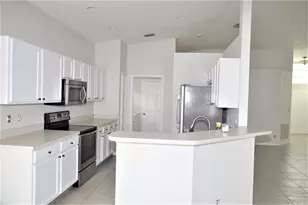 880 NW Waterlily Pl, Jensen Beach, FL 34957 - Photo 2