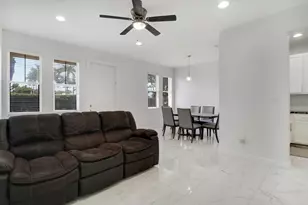 880 Millbrae Ct, West Palm Beach, FL 33401 - Photo 10
