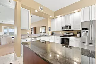 34 Harbour Isle Dr W, Fort Pierce, FL 34949 - Photo 4