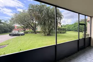 24 Lexington Ln W, Palm Beach Gardens, FL 33418 - Photo 28