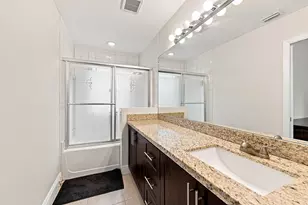 1115 SW 180th Terrace, Pembroke Pines, FL 33029 - Photo 6