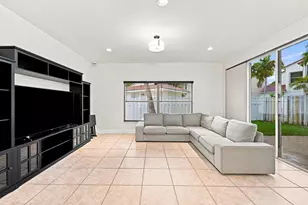 1115 SW 180th Terrace, Pembroke Pines, FL 33029 - Photo 18