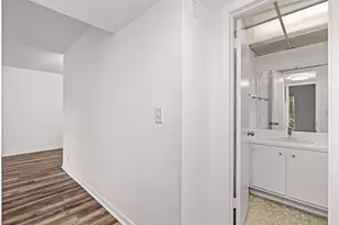 630 NW 13th St, Boca Raton, FL 33486 - Photo 8