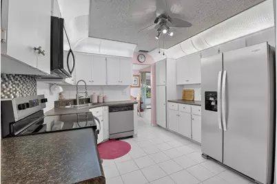 10524 Lady Palm Lane #B, Boca Raton, FL 33498 - Photo 12