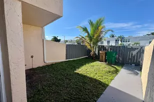 3662 SW 59th Ave, Davie, FL 33314 - Photo 16