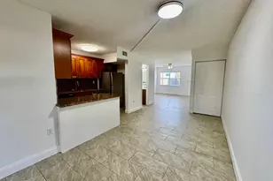 3662 SW 59th Ave, Davie, FL 33314 - Photo 4