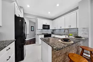 12522 NW 57th Ct, Coral Springs, FL 33076 - Photo 8