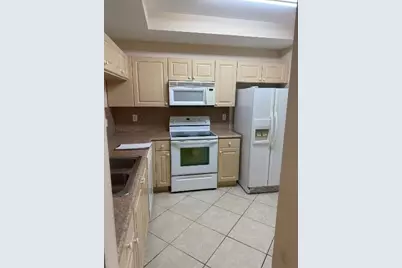 4723 Lucerne Lakes Boulevard E #633, Lake Worth, FL 33467 - Photo 6