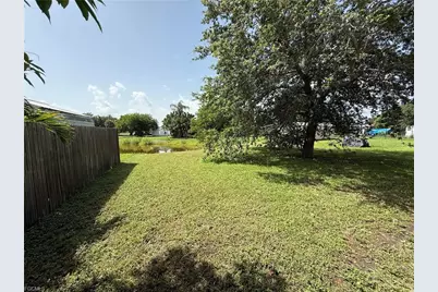 724 Orchard Park Drive, Clewiston, FL 33440 - Photo 18