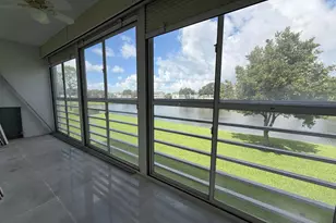 353 Preston I Dr, Boca Raton, FL 33434 - Photo 14