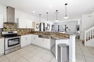 13533 Fountain View Blvd, Wellington, FL 33414 - Photo 4