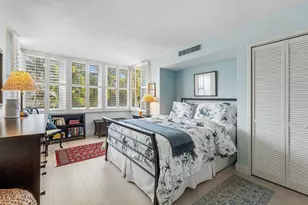 223 Atlantic Ave, Palm Beach, FL 33480 - Photo 10