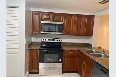8843 Springtree Lakes Drive, Sunrise, FL 33351 - Photo 8
