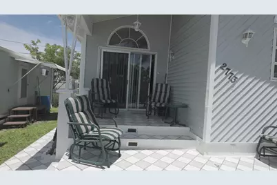 2773 NW 29th Place, Oakland Park, FL 33311 - Photo 4