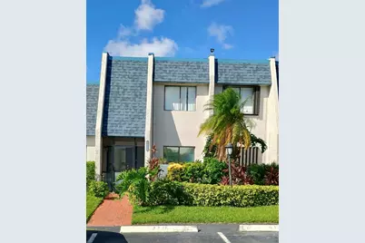 4426 Fountains Drive #4426, Lake Worth, FL 33467 - Photo 2