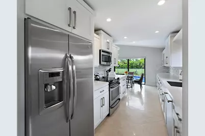 11204 Cloverleaf Circle, Boca Raton, FL 33428 - Photo 18