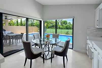 11204 Cloverleaf Circle, Boca Raton, FL 33428 - Photo 16