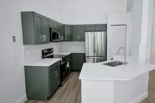 853 Sand Creek Cir, Weston, FL 33327 - Photo 4
