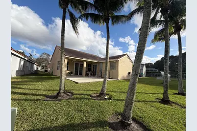 853 Sand Creek Circle, Weston, FL 33327 - Photo 16
