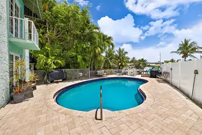 2708 NE 14th Street Causeway #2, Pompano Beach, FL 33062 - Photo 6