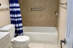 2190 SE 5th St, Pompano Beach, FL 33062 - Photo 8