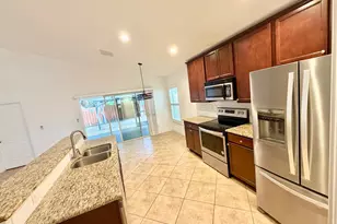 9553 Sea Spray Dr, Fort Pierce, FL 34945 - Photo 4