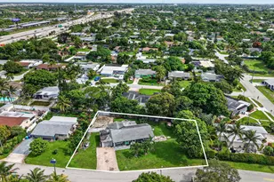 415 SW 7th Ct, Boynton Beach, FL 33435 - Photo 2