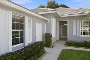 240 NW Bentley Cir, Port Saint Lucie, FL 34986 - Photo 4