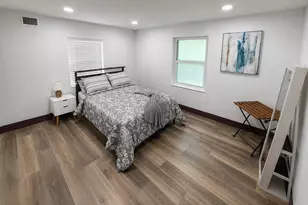 325 NW 135th St, North Miami, FL 33168 - Photo 4