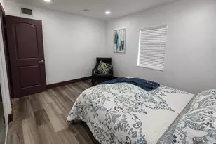 325 NW 135th St, North Miami, FL 33168 - Photo 14