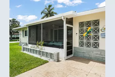 4701 NW 47th Terrace, Tamarac, FL 33319 - Photo 2