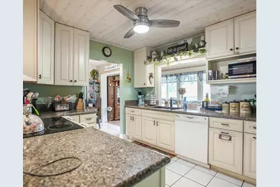 4701 NW 47th Terrace, Tamarac, FL 33319 - Photo 4