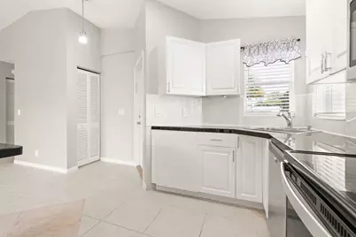 1209 Pine Sage Circle, West Palm Beach, FL 33409 - Photo 30