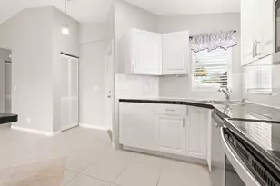 1209 Pine Sage Cir, West Palm Beach, FL 33409 - Photo 30