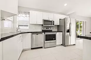 1209 Pine Sage Cir, West Palm Beach, FL 33409 - Photo 26