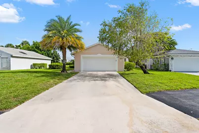 1209 Pine Sage Circle, West Palm Beach, FL 33409 - Photo 2