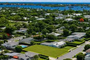 345 Leigh Rd, West Palm Beach, FL 33405 - Photo 2
