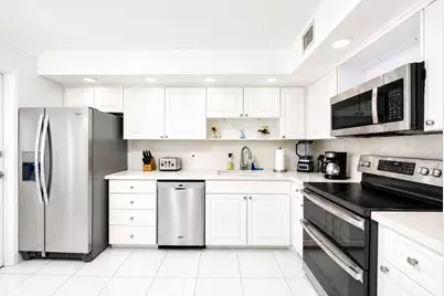 1370 S Ocean Boulevard #1703, Pompano Beach, FL 33062 - Photo 4