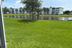 1093 Yarmouth E, Boca Raton, FL 33434 - Photo 22