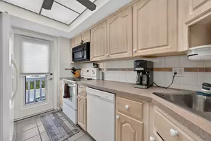 1100 SW 12th Terrace, Fort Lauderdale, FL 33315 - Photo 4