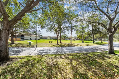 6495 E Chasewood Drive E #E, Jupiter, FL 33458 - Photo 2