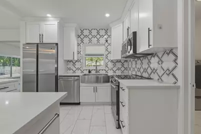 801 NE 19th Terrace, Fort Lauderdale, FL 33304 - Photo 14